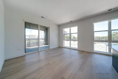 750 Hawthorn Row #21709, Vernon Hills, IL 60061 - Photo 11