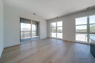 750 Hawthorn Row, Vernon Hills, IL 60061 - Photo 11