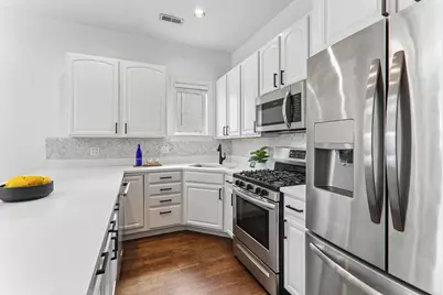 2846 N Halsted Street #4S, Chicago, IL 60657 - Photo 7