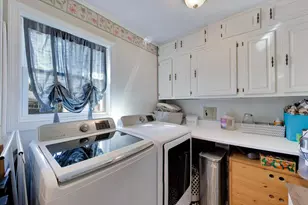 310 W Kirchhoff Rd, Arlington Heights, IL 60005 - Photo 23