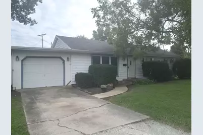 716 Westwood Drive, Ottawa, IL 61350 - Photo 1