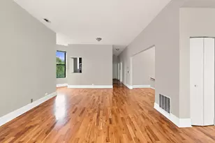 1480 W Erie St, Chicago, IL 60642 - Photo 5
