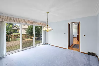 248 E Washington Boulevard, Lombard, IL 60148 - Photo 7