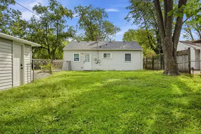 211 S Hammes Avenue, Joliet, IL 60436 - Photo 15