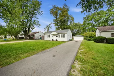211 S Hammes Avenue, Joliet, IL 60436 - Photo 3