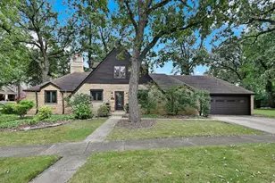 478 S Hampshire Ave, Elmhurst, IL 60126 - Photo 1