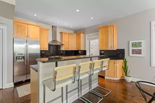 1321 N Bosworth Ave, Chicago, IL 60622 - Photo 13