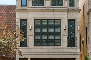 707 W Gordon Terrace, Chicago, IL 60613 - Photo 1