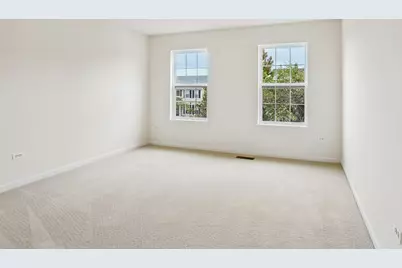 586 Wexford Drive, Elgin, IL 60124 - Photo 29