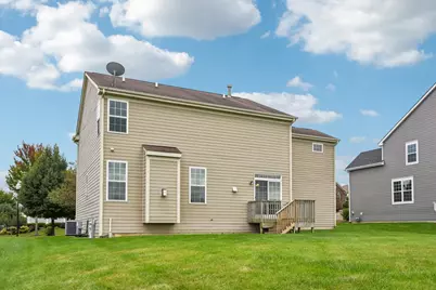 586 Wexford Drive, Elgin, IL 60124 - Photo 35