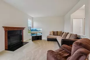 586 Wexford Dr, Elgin, IL 60124 - Photo 11