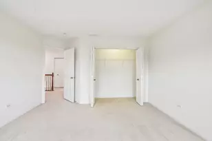 586 Wexford Dr, Elgin, IL 60124 - Photo 27