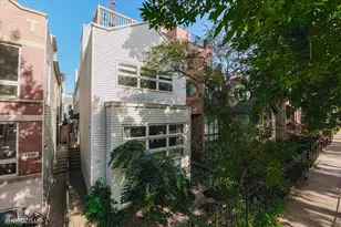 1647 N Winchester Ave, Chicago, IL 60622 - Photo 1