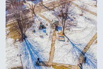 1333 Willow Avenue, Des Plaines, IL 60016 - Photo 39