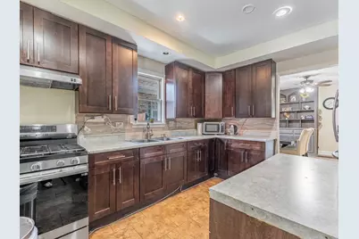 1333 Willow Avenue, Des Plaines, IL 60016 - Photo 15