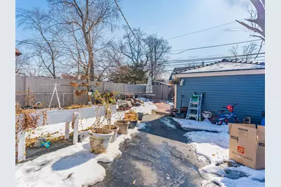 1333 Willow Avenue, Des Plaines, IL 60016 - Photo 37