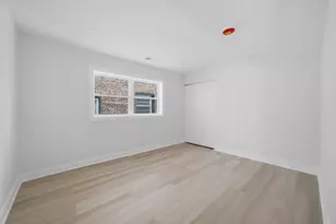 7914 S Essex Ave, Chicago, IL 60617 - Photo 25