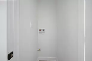 7914 S Essex Ave, Chicago, IL 60617 - Photo 19