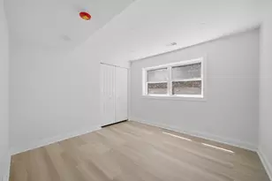 7914 S Essex Ave, Chicago, IL 60617 - Photo 31