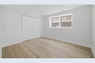 7914 S Essex Avenue, Chicago, IL 60617 - Photo 33