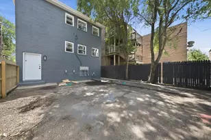 7914 S Essex Ave, Chicago, IL 60617 - Photo 47