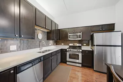 125 Lakeview Drive #604, Bloomingdale, IL 60108 - Photo 5