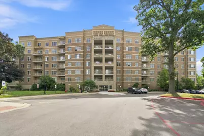 125 Lakeview Drive #604, Bloomingdale, IL 60108 - Photo 1