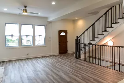 5843 S Indiana Avenue, Chicago, IL 60637 - Photo 3