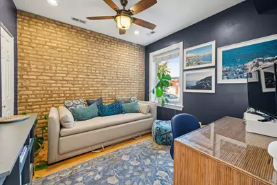 3337 W Byron Street #1, Chicago, IL 60618 - Photo 11