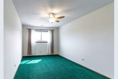 17346 W Maple Lane, Gurnee, IL 60031 - Photo 13
