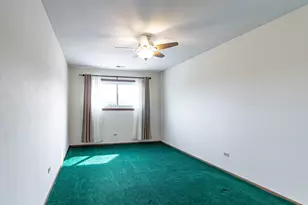 17346 W Maple Ln, Gurnee, IL 60031 - Photo 13