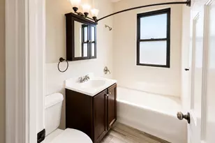 5653 N Spaulding Ave, Chicago, IL 60659 - Photo 7
