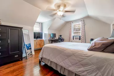 9330 S 50th Avenue, Oak Lawn, IL 60453 - Photo 17