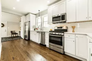 5625 N Menard Ave, Chicago, IL 60646 - Photo 3