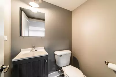 5625 N Menard Avenue, Chicago, IL 60646 - Photo 25