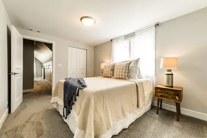 5625 N Menard Avenue, Chicago, IL 60646 - Photo 19