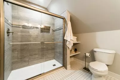 5625 N Menard Avenue, Chicago, IL 60646 - Photo 17
