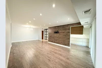 502 W Huntington Commons Road #438, Mount Prospect, IL 60056 - Photo 15