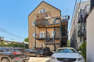 2228 N Hamilton Ave, Chicago, IL 60647 - Photo 23