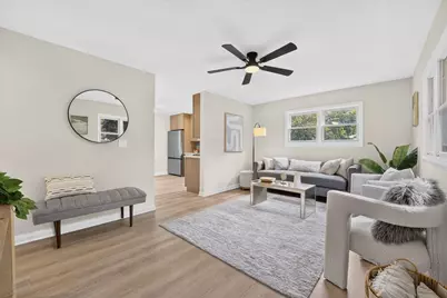 717 Kirkwood Avenue, Winthrop Harbor, IL 60096 - Photo 7