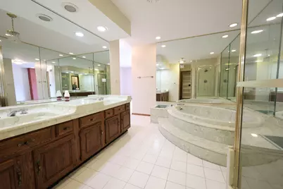 8315 Helen Court, Downers Grove, IL 60516 - Photo 25