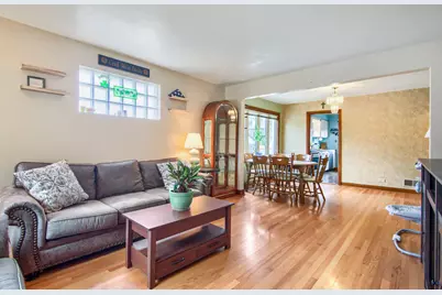 3901 W 107th Street, Chicago, IL 60655 - Photo 3