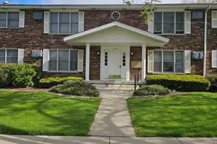 1450 Getzelman Dr, Elgin, IL 60123 - Photo 1