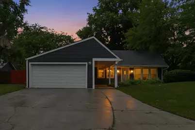 165 Arrowhead Lane, Bolingbrook, IL 60440 - Photo 3