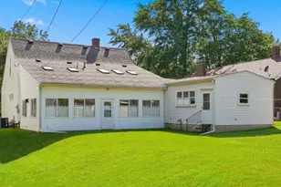 405 E 3rd St, Rock Falls, IL 61071 - Photo 3