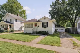 1509 W Clark St, Champaign, IL 61821 - Photo 3