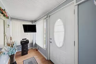 122 S 21st Ave, Maywood, IL 60153 - Photo 7