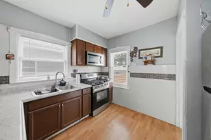 122 S 21st Ave, Maywood, IL 60153 - Photo 17