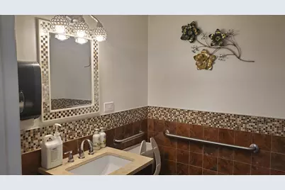 5611 W Belmont Avenue, Chicago, IL 60634 - Photo 7