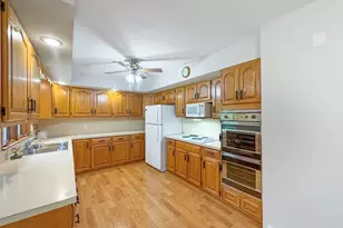 1353 Empire Ct, Freeport, IL 61032 - Photo 15